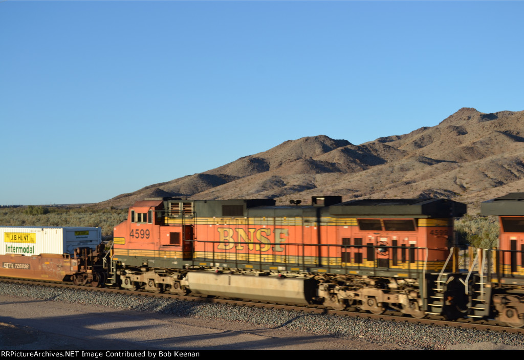 BNSF 4599